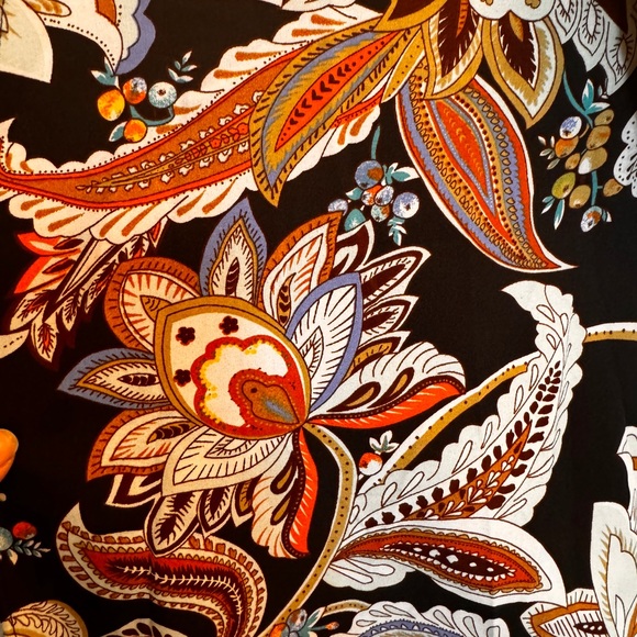 Beach Cover Up - Picture 1 of 3